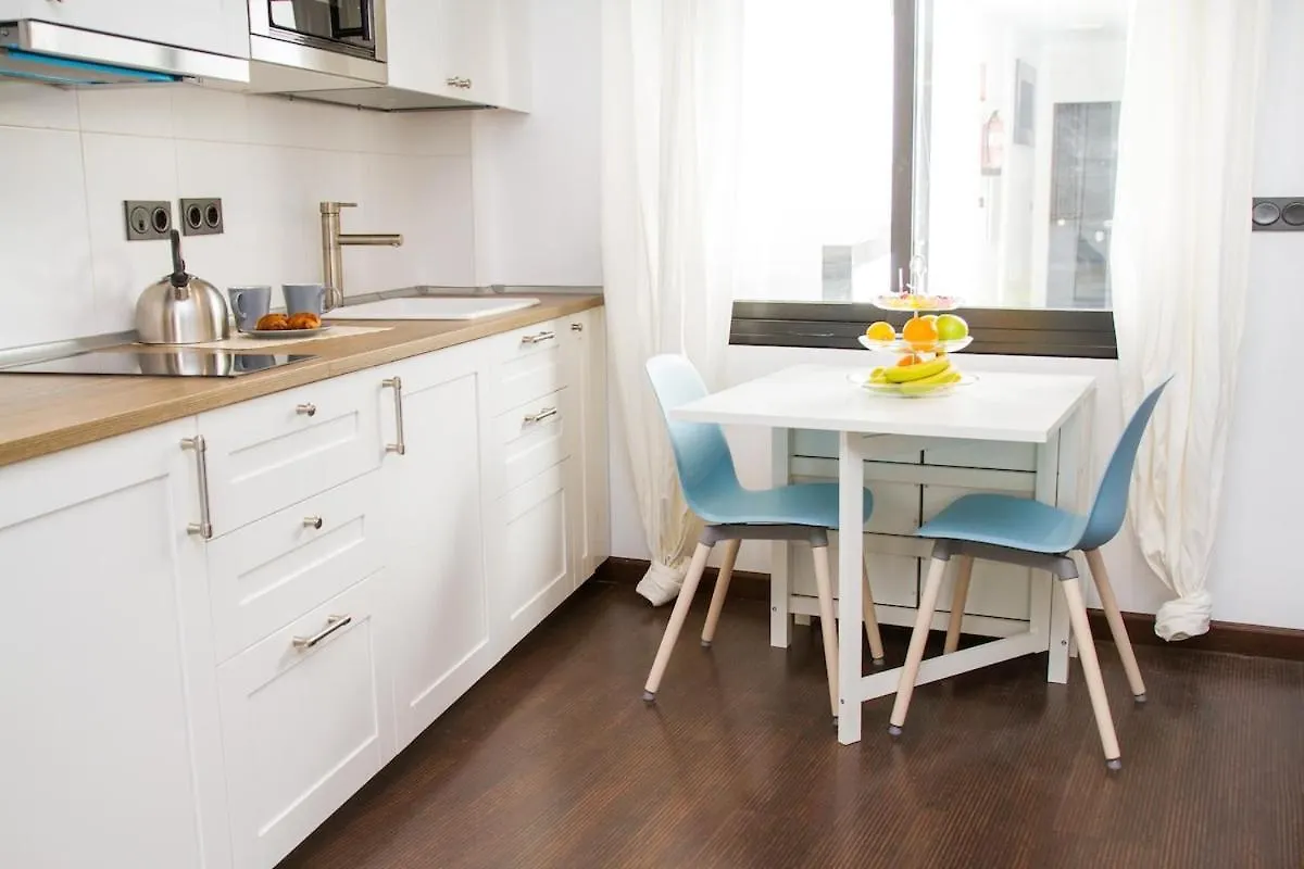 Apartamento C77 - Romantic Studio In The Center With Terrace Málaga