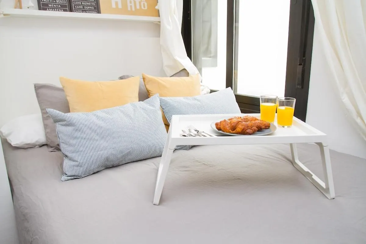 Апартаменты C77 - Romantic Studio In The Center With Terrace Малага